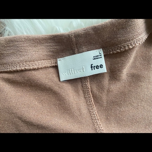 NWT Aritzia Alexa Knit Dress - Picture 2 of 4